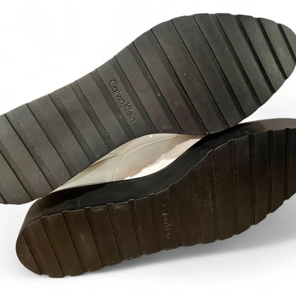 Calvin Klein Women’s White Leather Loafers Size 9 - new without box - Picture 4 of 9